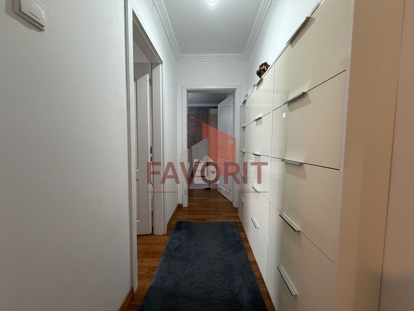 3 camere | etaj 1 | centrala proprie | mobilat,utilat | zona excelenta - Poză 9