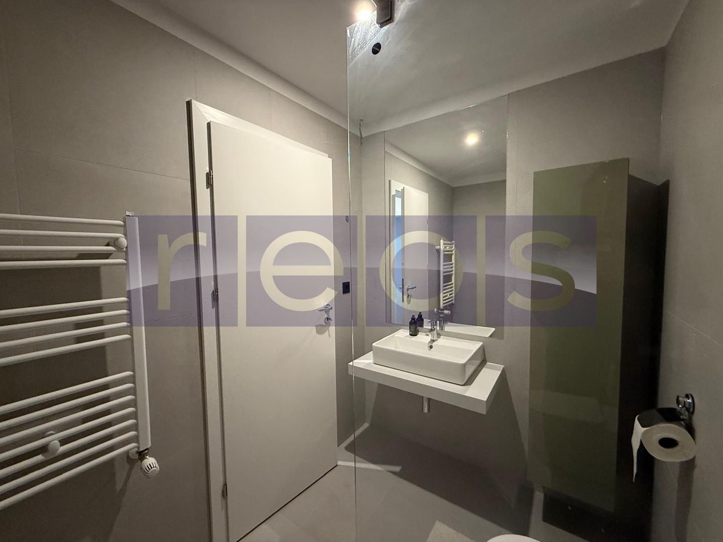 INCHIRIERE 4 CAMERE | ONE NORTH LOFT | MOBILAT SI UTILAT LUX | LOC PARCARE | - Poză 33