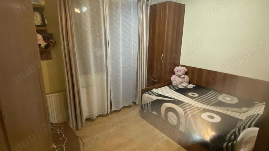 BRASADAS vinde ap 3 cam ( zonă liniștită ). - Poză 3