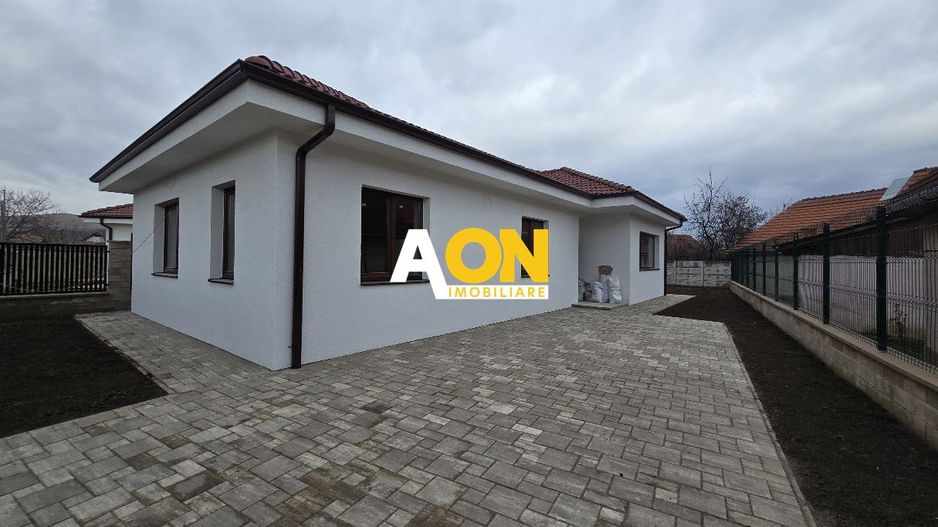 Casa Individuala 4 Camere 2 Bai, 400mp Teren Zona Barabant - Poză 1