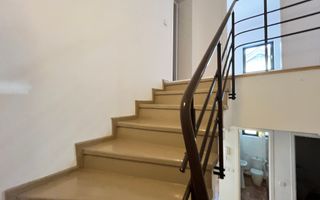 VILA CU 5 CAMERE LA INCHIRIERE PE MALUL LACULUI STRAULESTI - Poză 13