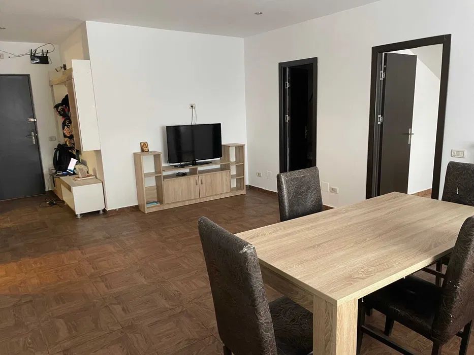 Apartament 3 camere, Centrala Proprie, 10 min Metrou Lujerului - Poză 1