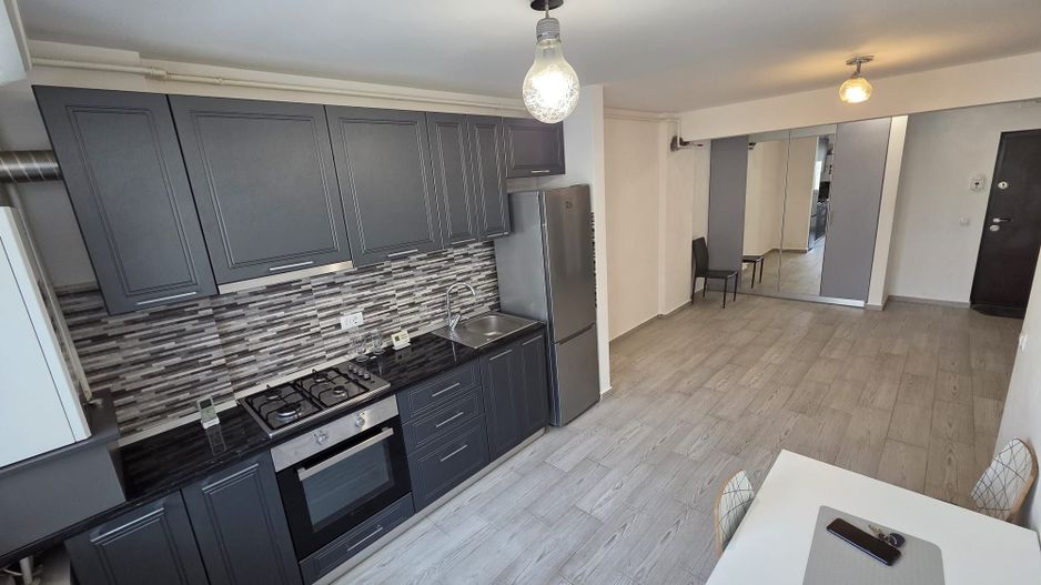 Se oferă spre închiriere apartament 2 camere, complet mobilat - Poză 1