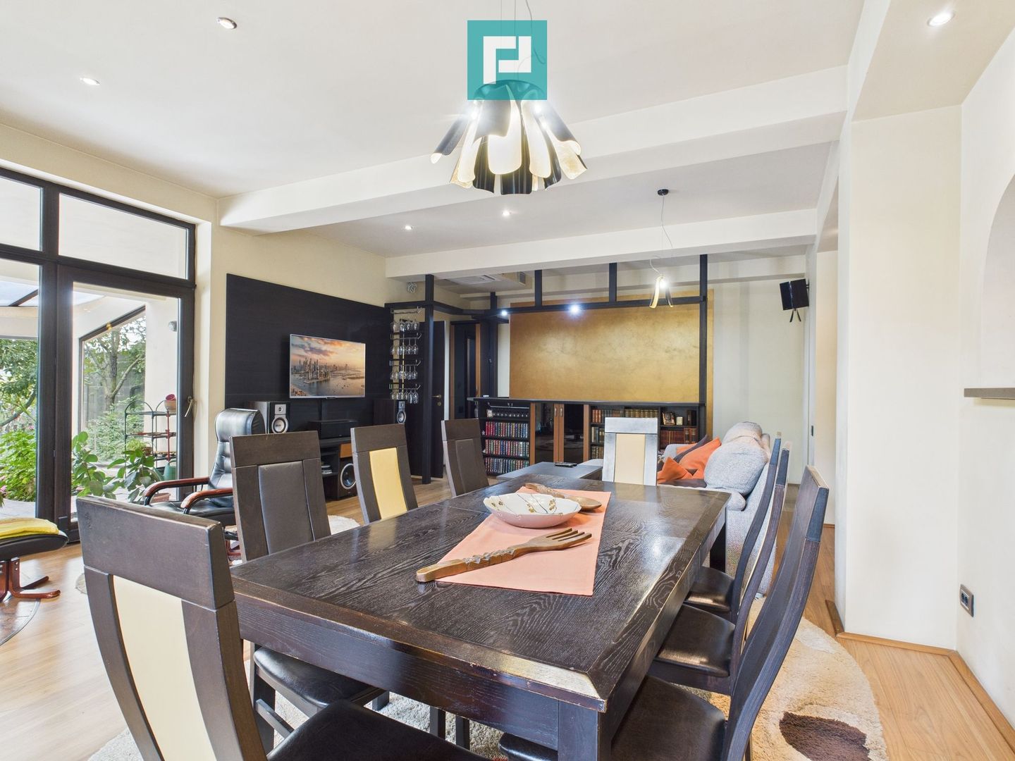 Casă 6 camere - Dumbrăvița - Poză 4