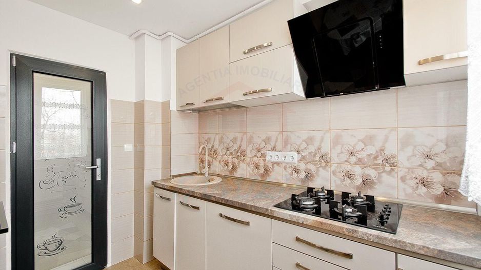 Apartament modern 3 camere de vânzare – Tiglina 1, Galați - Poză 13