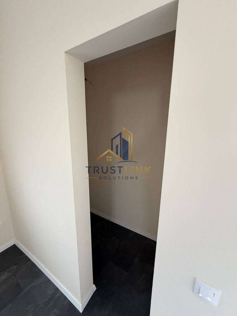 Casa de vanzare 4 camere Finalizata 380mp curte comuna Berceni - Poză 7