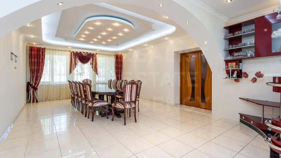 Casă în 4 nivele, amplasat pe strada Chicago, Stăuceni. - Poză 10