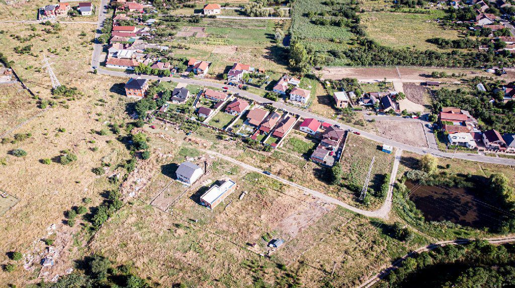 Loc de casă cu utilități în Gai - Poză 10