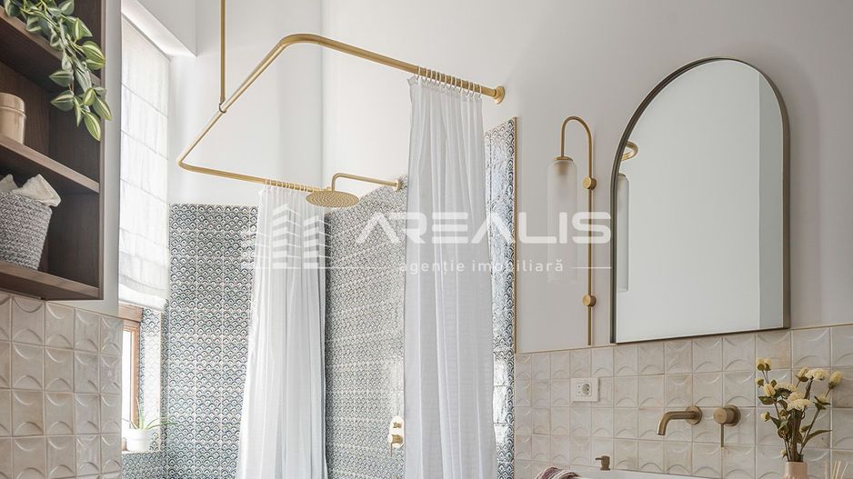 VÂNDUT!!! Apartament splendid in centrul Aradului - Poză 13