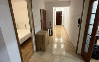Inchiriere 4 camere zona Unirii centrală proprie vedere dublă - Poză 1