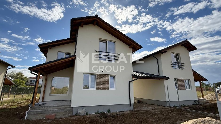 Duplex unit prin carport in Mosnita  Noua - Poză 1