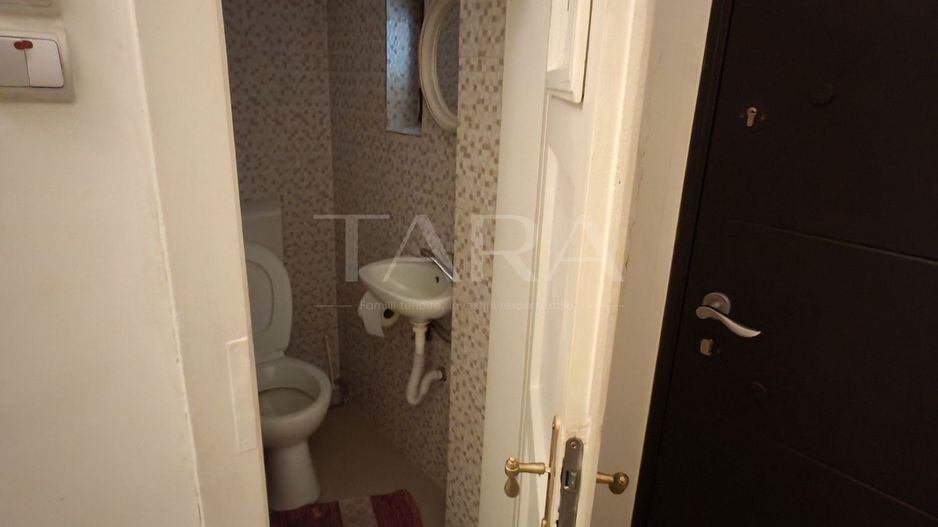 Apartament cu 3 camere zona Centrala - Poză 7