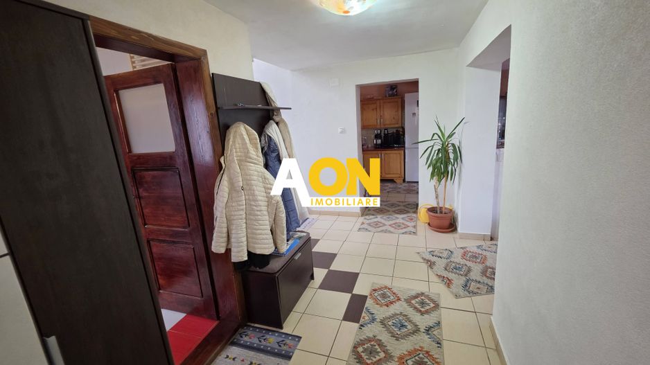 Casă cu 4 camere cu garaj, teren 619 mp, Alba Iulia - zona Micești - Poză 4