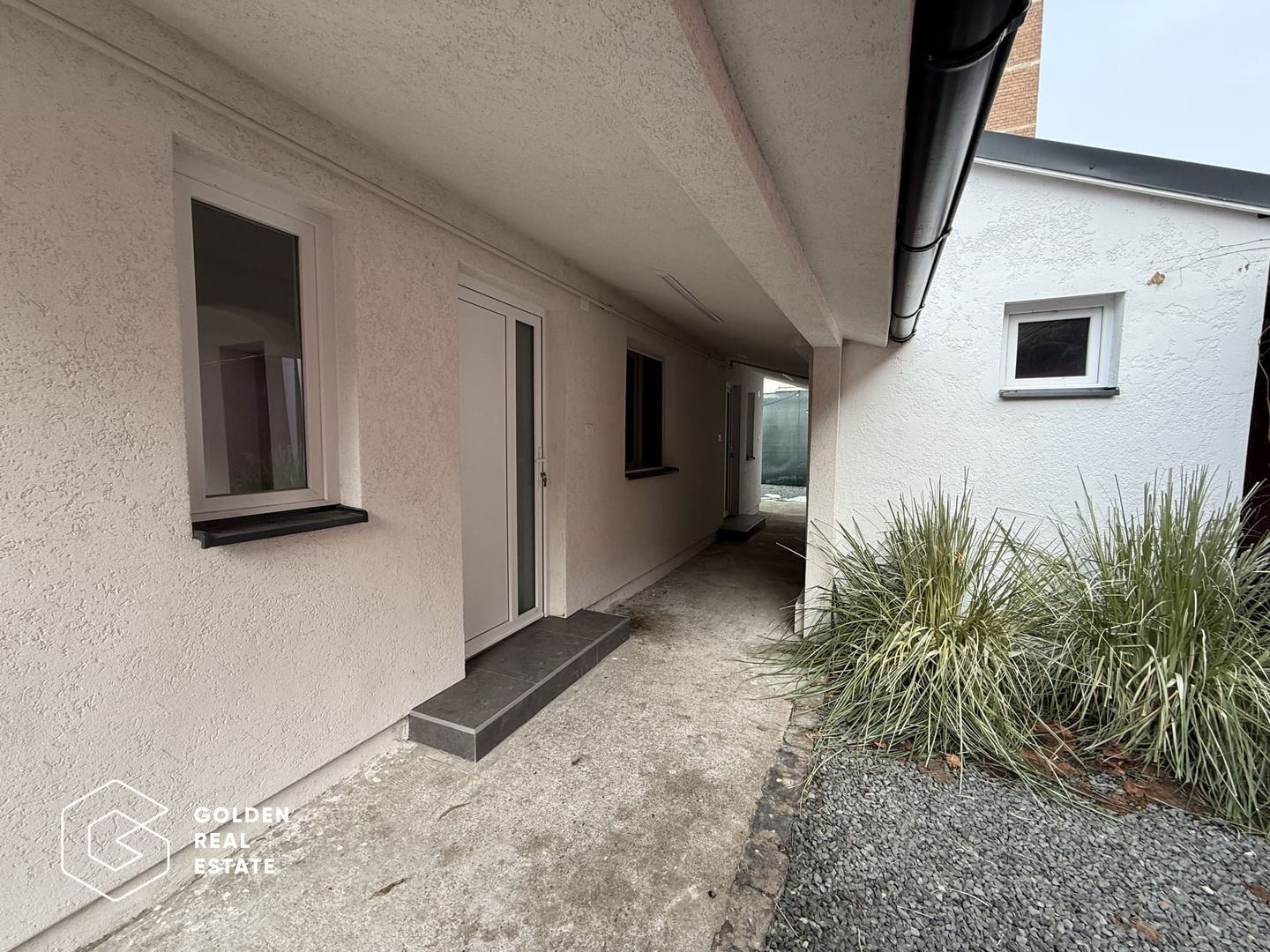 Casa pretabila pentru uz comercial/rezidential, teren 290 mp,  zona Cocorilor - Poză 4