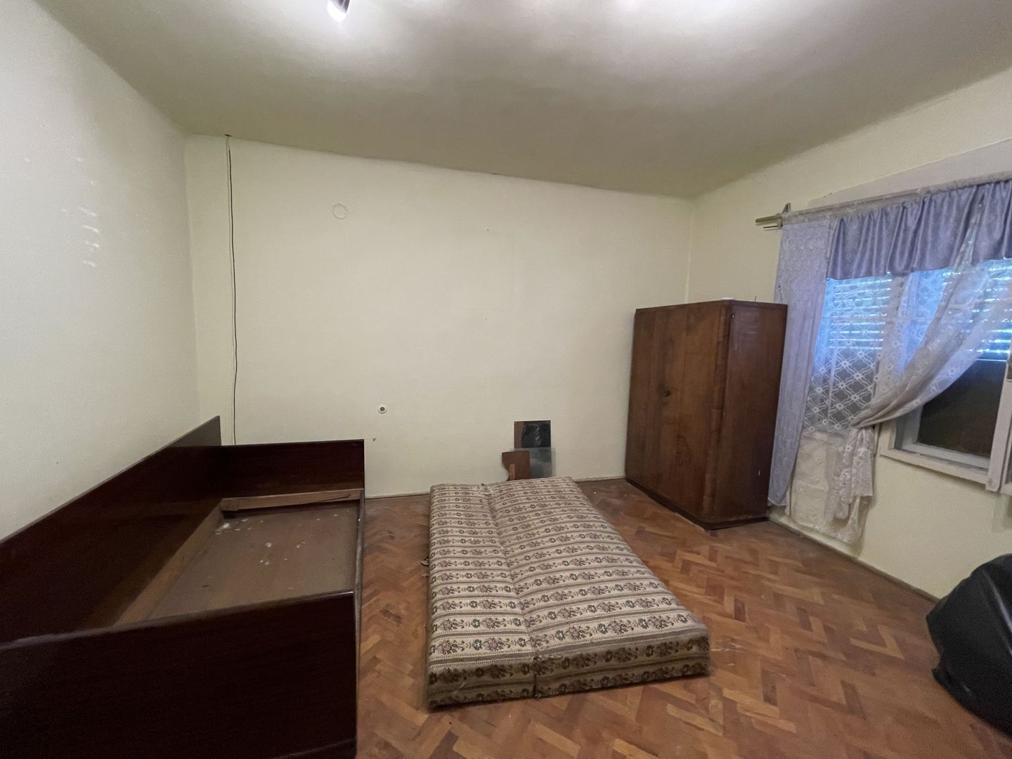 Casa de vanzare zona Mehala-Cetatii - Poză 7