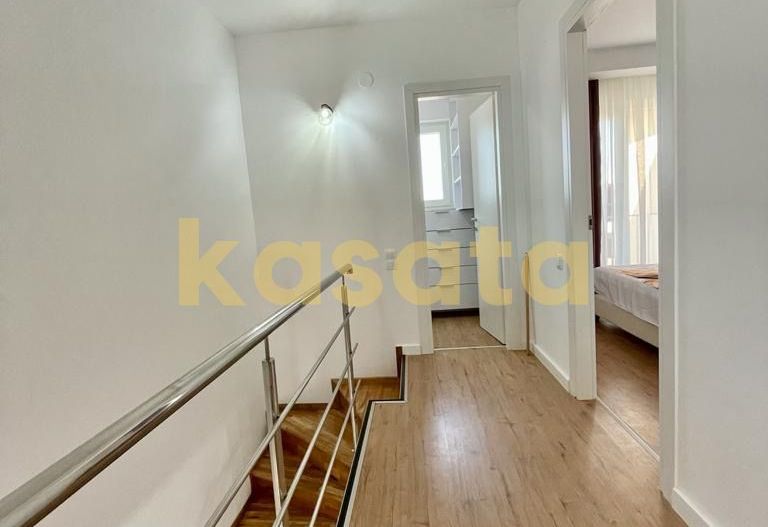 Vila NC I Cosmopolis I 85 mp I mobilat si utilat I 2 bai I dresing - Poză 9