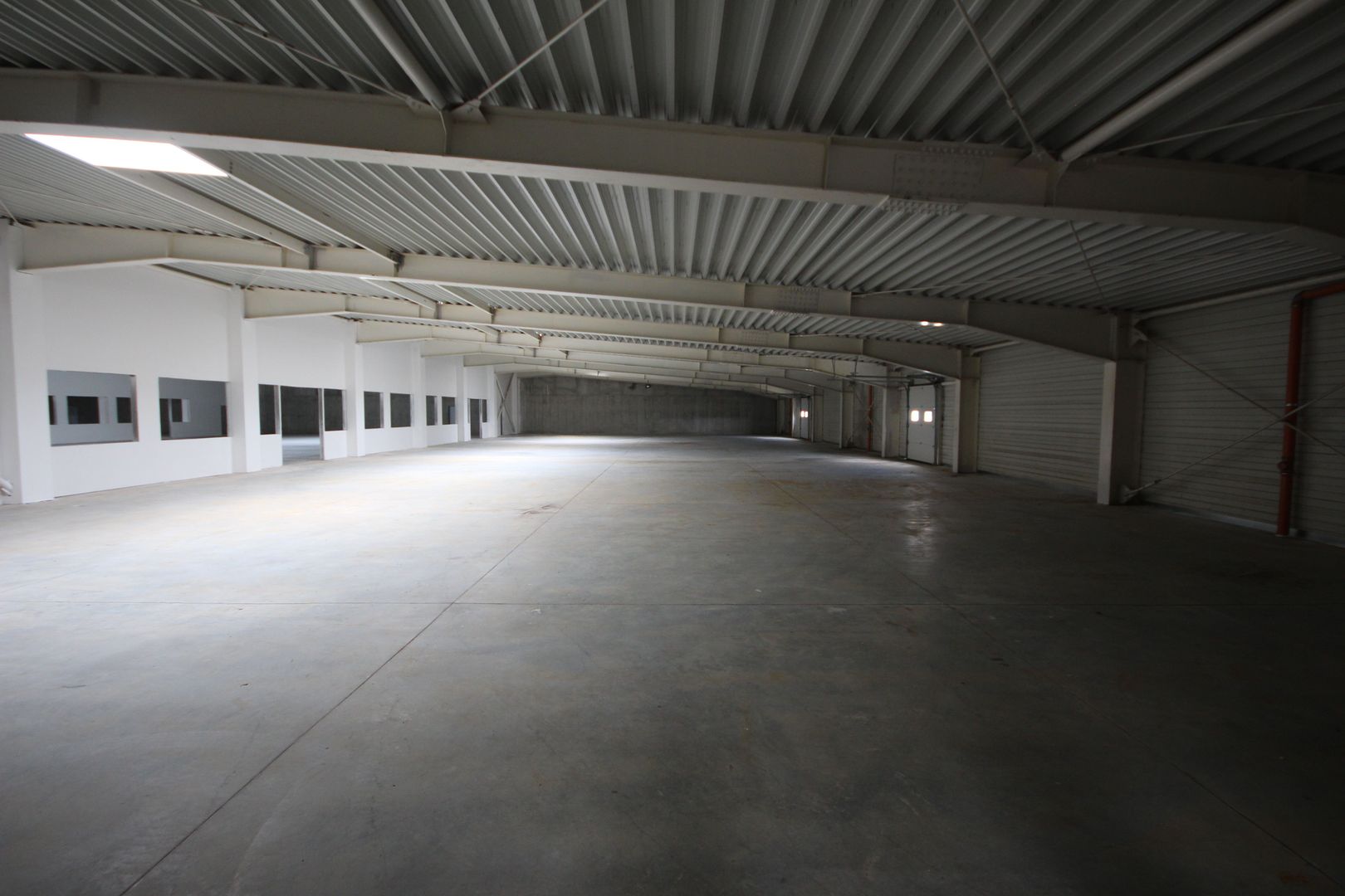 Hala industriala de 4.560 mp - Poză 3