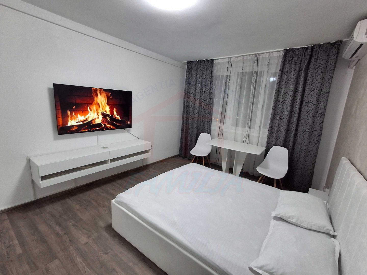 Vanzare garsoniera, Tiglina 1,(A-uri) pret 35.000EUR, etaj 4 - Poză 1