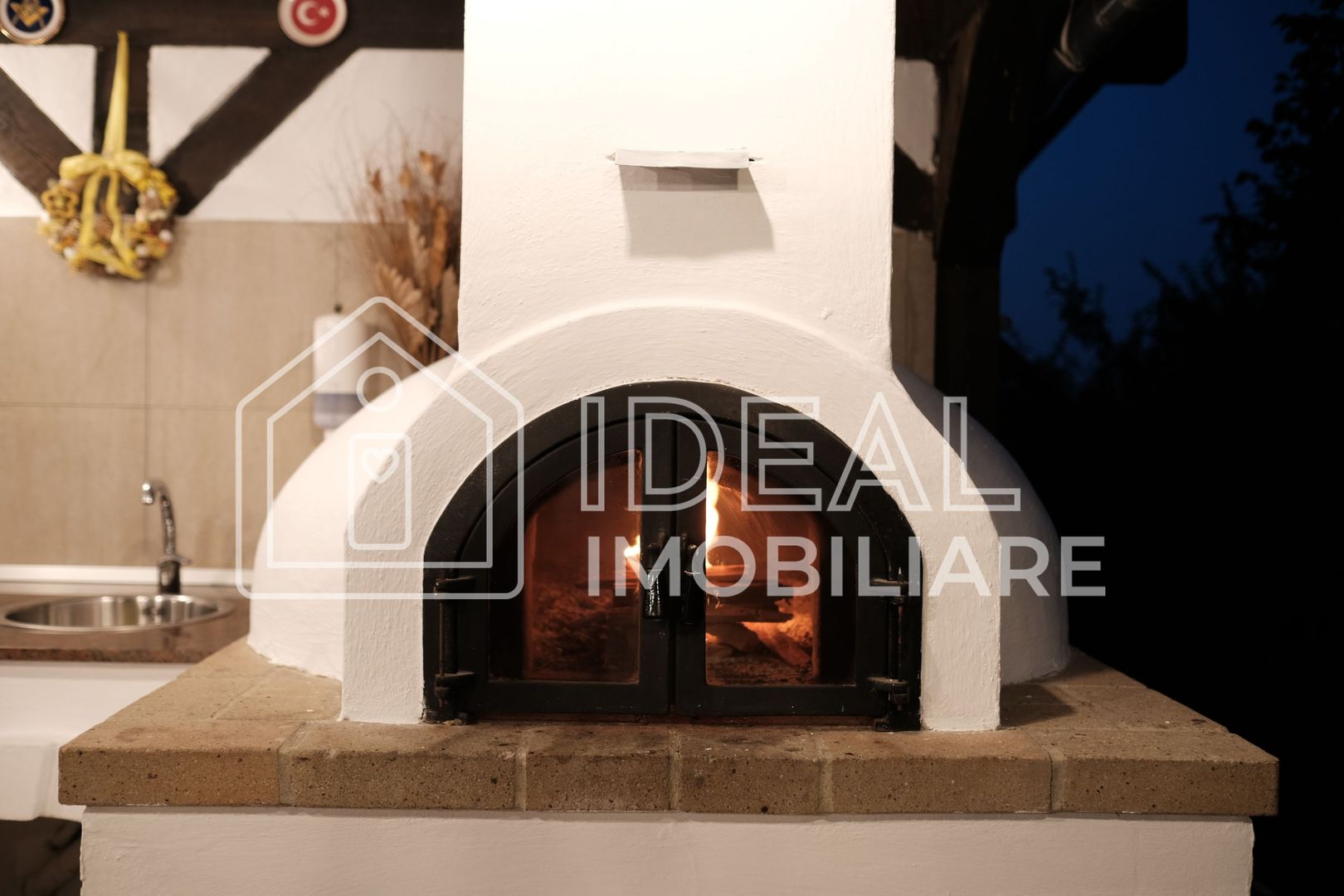 Casa de poveste cu 1.300 mp de teren, in Tocile - Poză 11