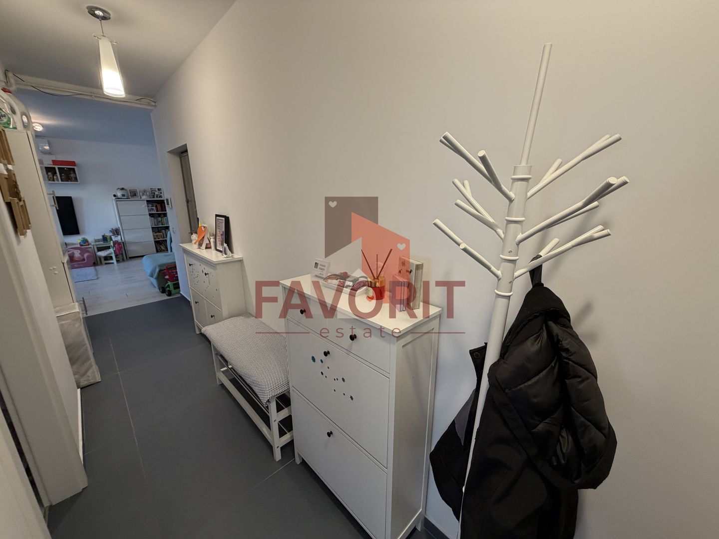 SAD. Pozitie excelenta. Gradina proprie. - Poză 10