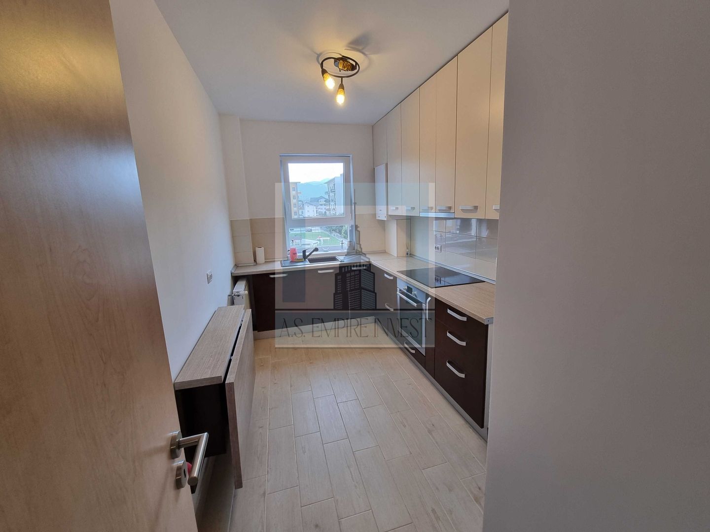 Apartament 3 Camere +Loc de parcare - zona Tractorul/Grandis Residence - Poză 4