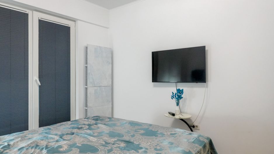 Apartament cu 2 camere - Mobilat cu Designer - in Central Address - Poză 9