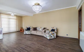 Vila impresionata 550mp util, 300mp teren - Poză 30