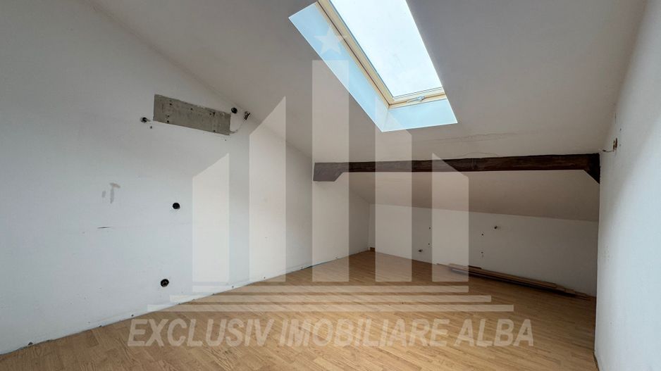 Apartament 5 camere | Scara interioara| 120mp | 5 bai| Dealul Furcilor - Poză 11