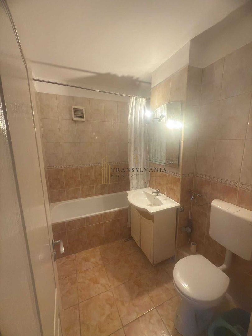Apartament 4 camere, decomandat - Poză 7