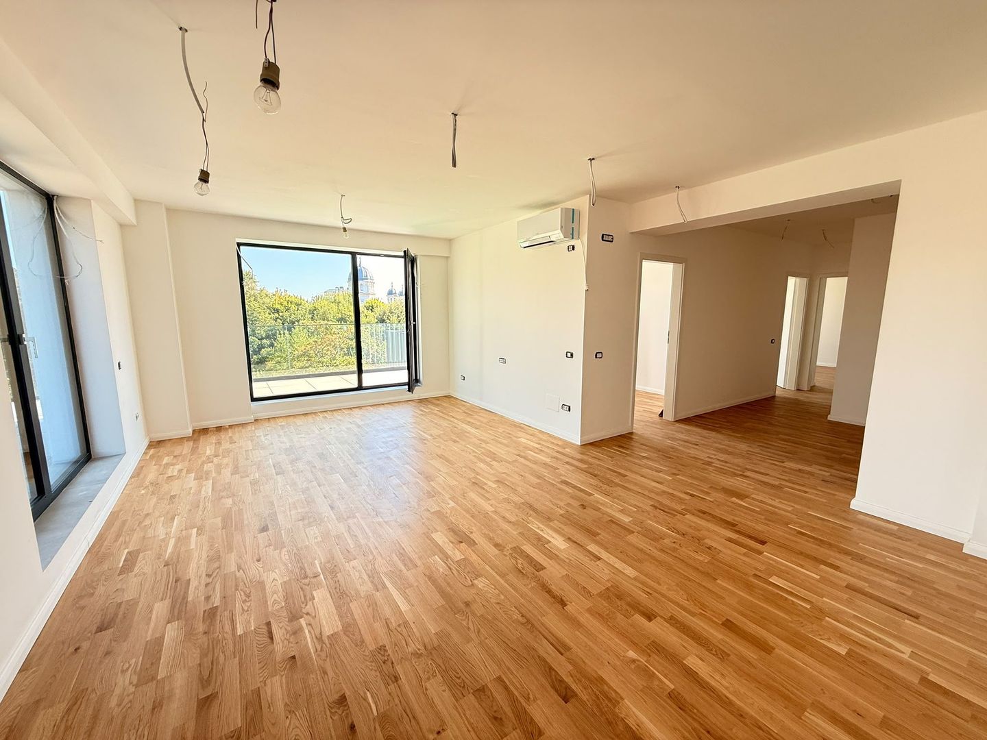 4 camere | Bloc Boutique Unirii | Loc parcare inclus - Poză 2