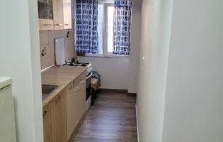 Garsoniera | Etaj 1 | Zona linistita | - Poză 1