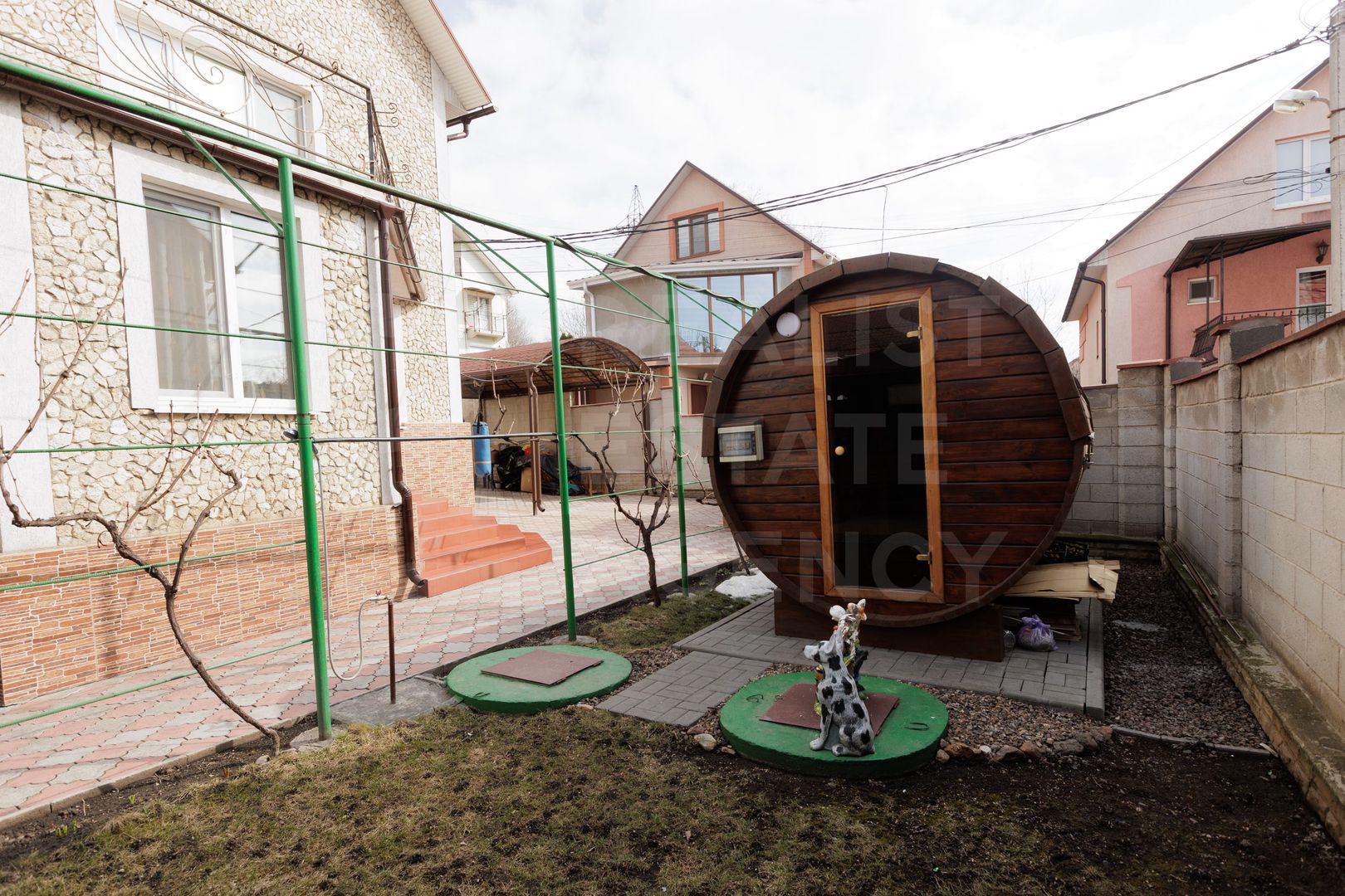 Vânzare, casă 4 camere, str-la Tudor Vladimirescu, Durlești - Poză 2