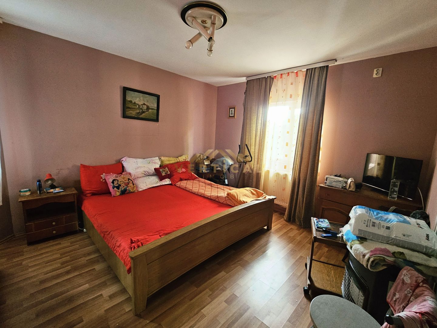 Casa individuala cu teren generos de 557 mp - comuna Berceni - Poză 8