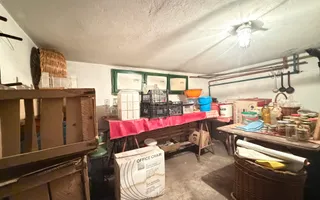 Casa spatioasa de vanzare cu front 27 ml in zona Andrei Muresanu - Poză 17