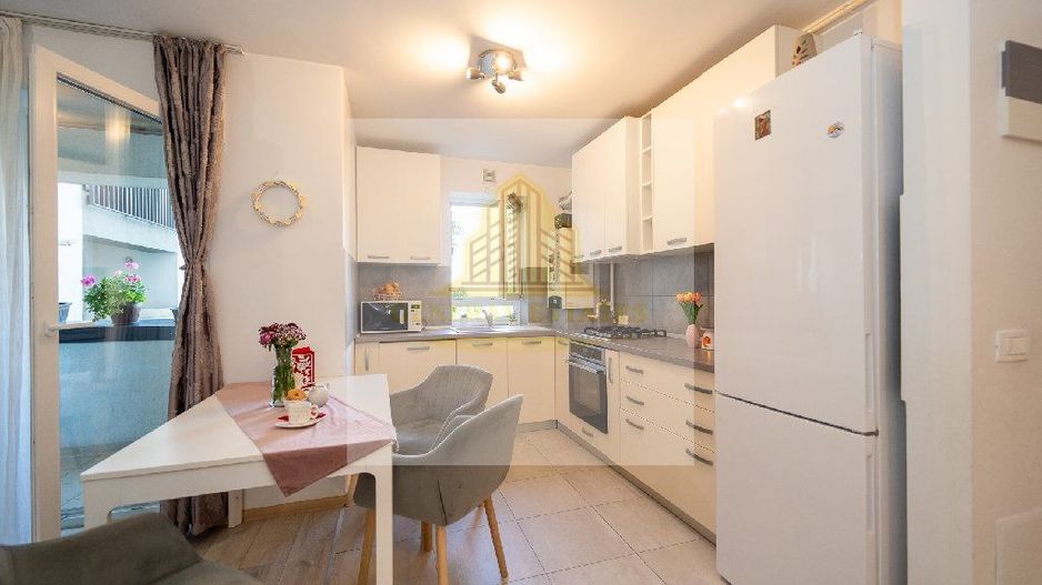 Apartament 2 camere Kasper -zona Coresi - Poză 8