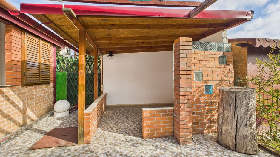 Casă cu o cameră, teren 350 mp în Subcetate - Poză 3