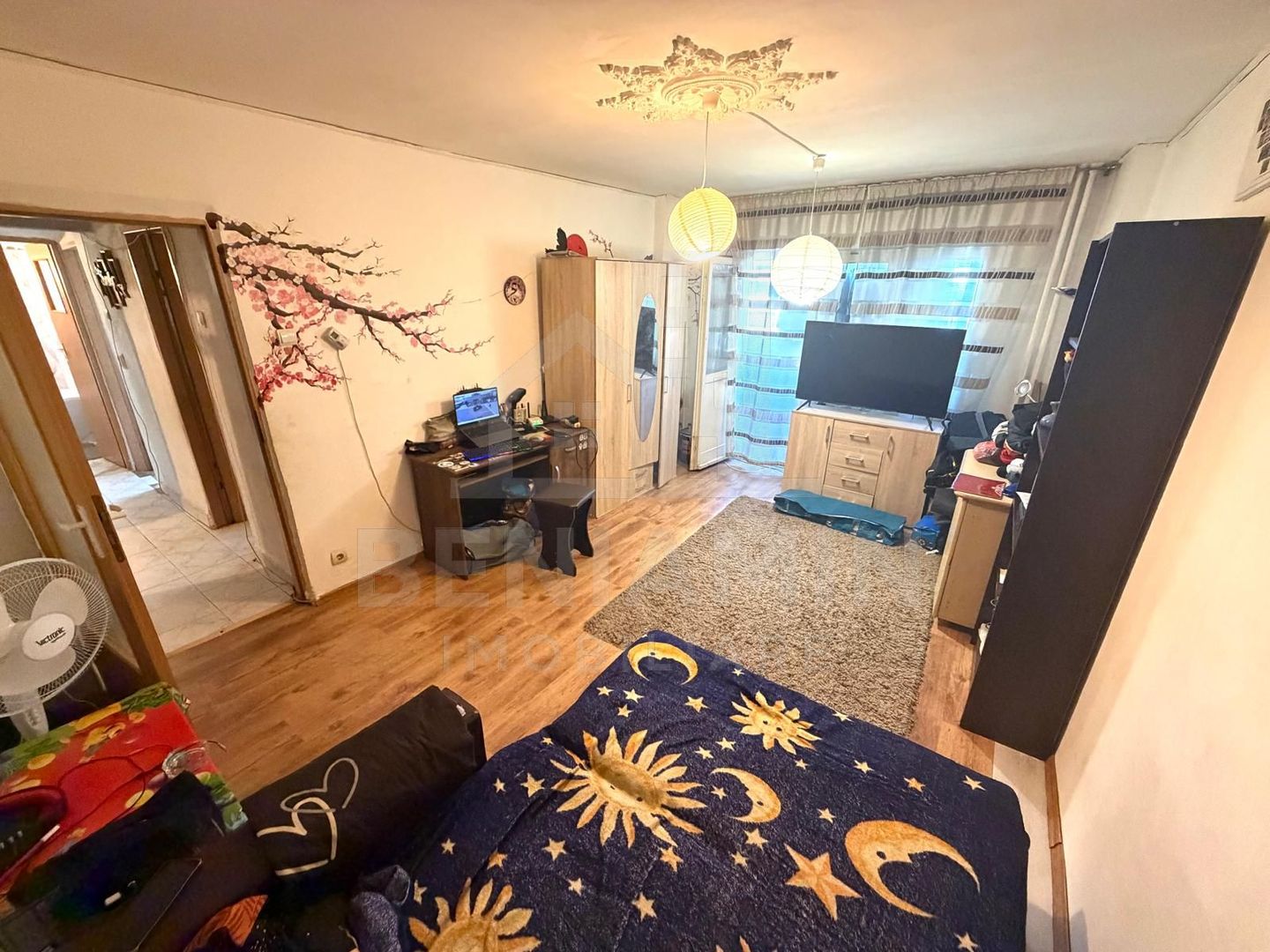 2 camere decomandat Piata Garii -etaj 2- centrala 50mp - Poză 1
