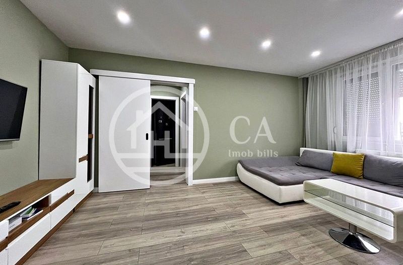 Apartament de vânzare cu 2 camere în zona Rogerius, Oradea - Poză 4