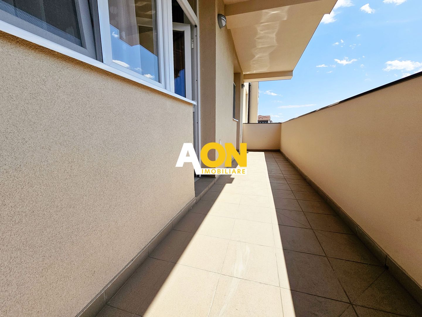 Penthouse 4 camere, 100 mp utili + terasa 83 mp + boxa 21 mp, Centru - Poză 7