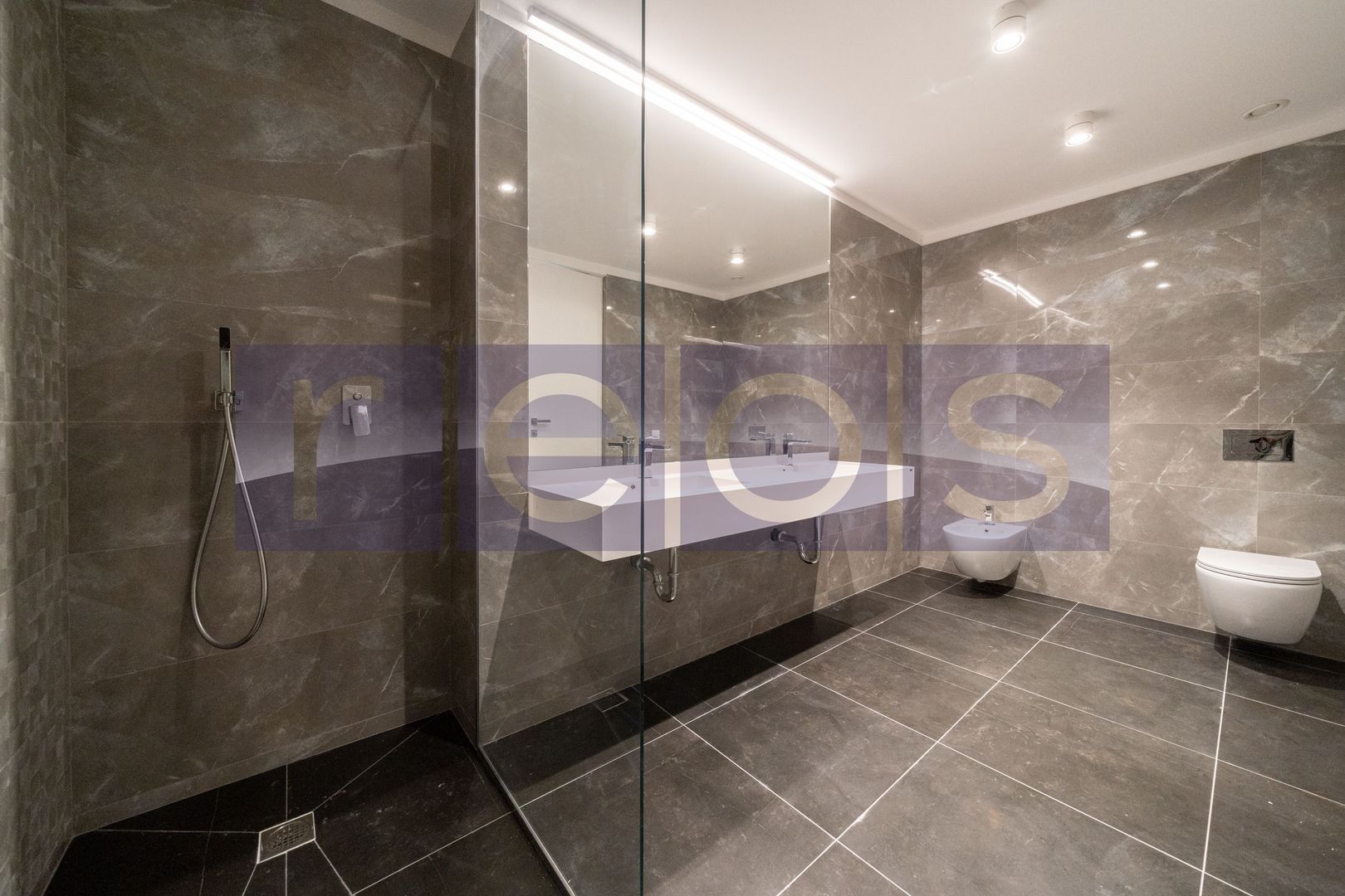 INCHIRIERE 4 CAMERE | ONE ELIADE | ULTRAFINISAT | VEDERE LAC | PARCARE - Poză 12