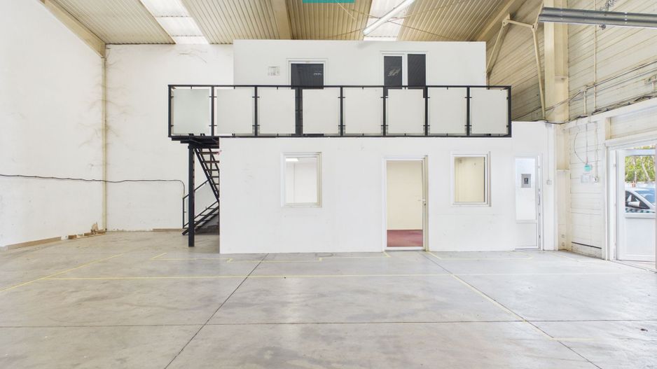 Hală cu suprafața de 167 mp în Arad - Poză 1