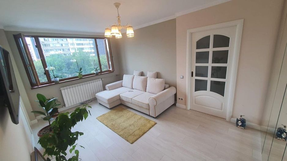 AP. 3 CAMERE MILITARI, MOBILAT MODERN, BUCATARIE INCHISA, METROU - Poză 1