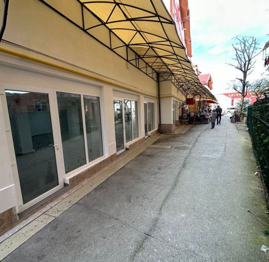 Închiriere Spațiu Comercial Ultracentral – Piața Centrală, Târgu Jiu - Poză 11
