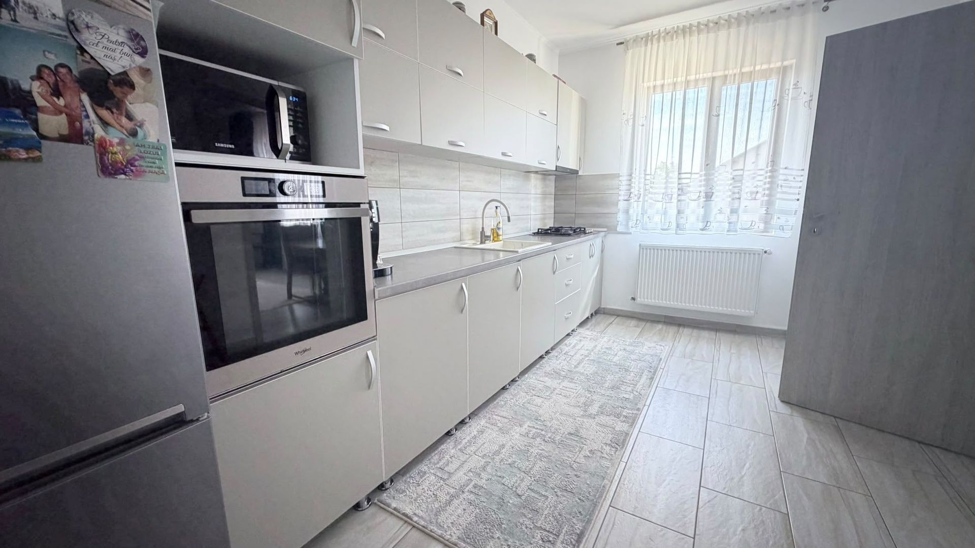 CASĂ INDIVIDUALĂ  DOMNESTI I COMPLEX PRIVAT | TEREN 430 MP | MOBILATĂ ȘI UTILATĂ - Poză 14