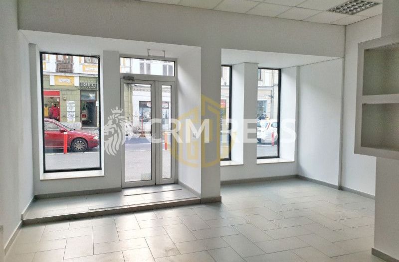 Cladire de Birouri Moderna - 1022 mp - ULTRACENTRAL - Preluare chiriasi - Poză 3