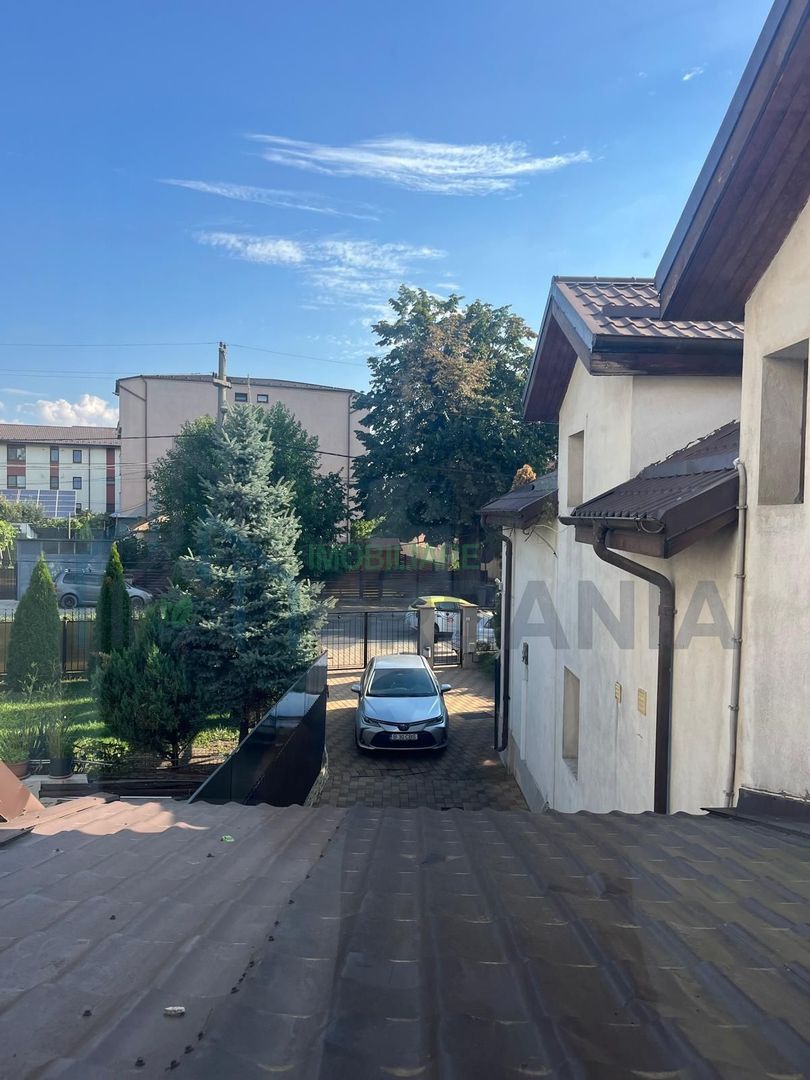 Casă în T. Neculai, Iași – la 200m de Catedrala Catolică Nicolina, 90 mp, 4 camere - Poză 1