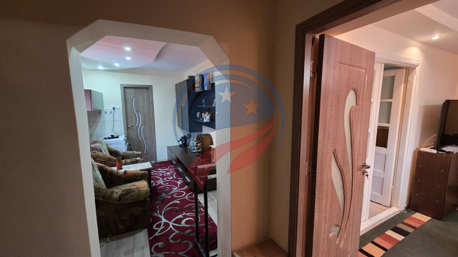 Casă primitoare, excelent poziționată, ideală pentru o familie! - Poză 12