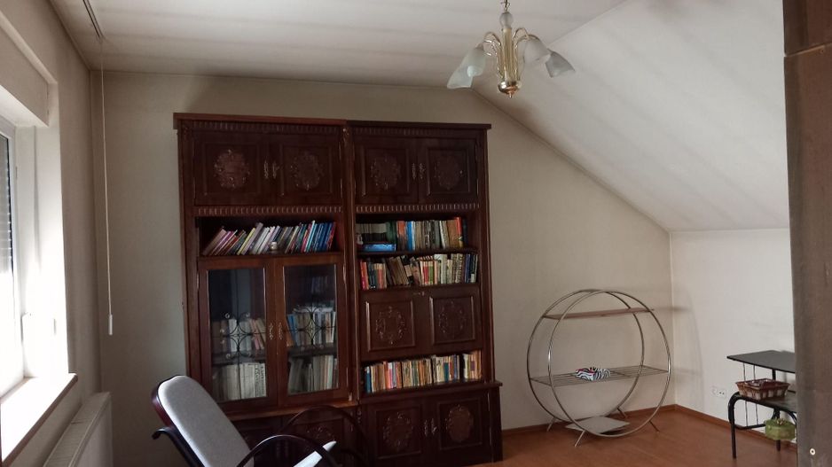 ageuropa.ro vinde casa 16 camere teren 1500mp in zona ULTRACENTRALA. - Poză 16