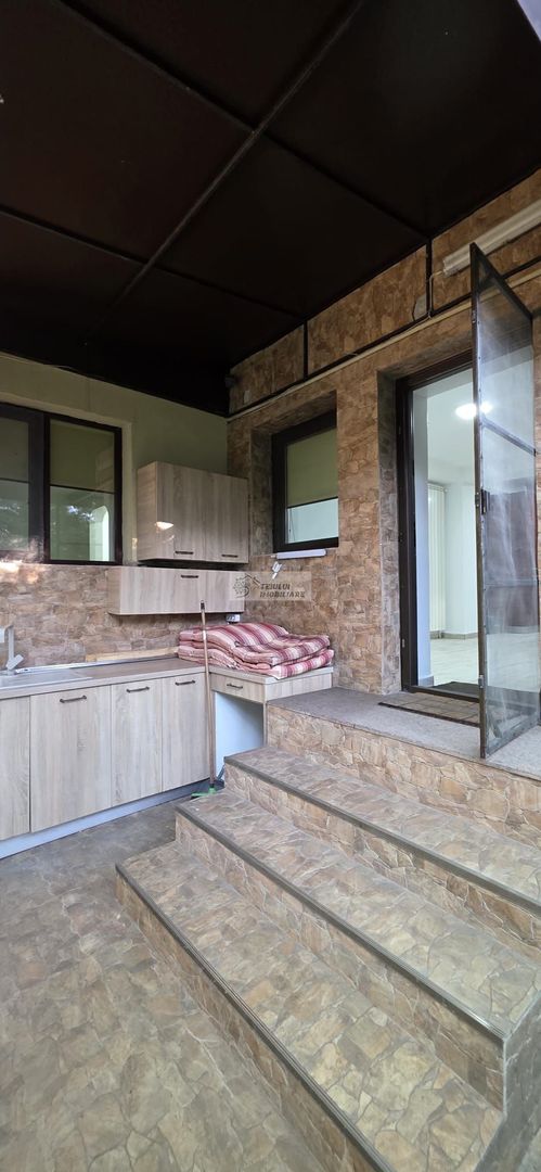 Apartament 4 camere+2 extinderi+2 curti/149 mp /Focsani/fosta Autogara - Poză 20