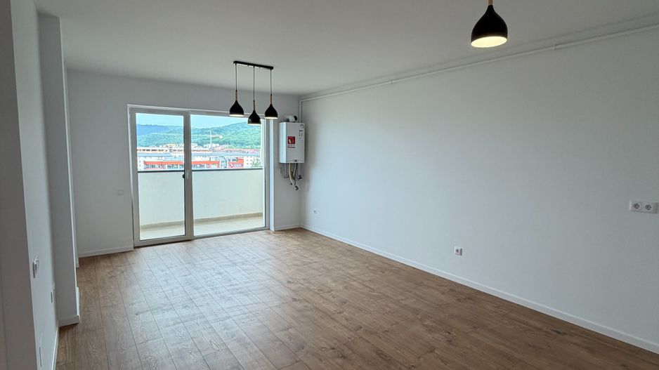 Apartament două camere, finisat nou, zona Eroilor - Poză 1